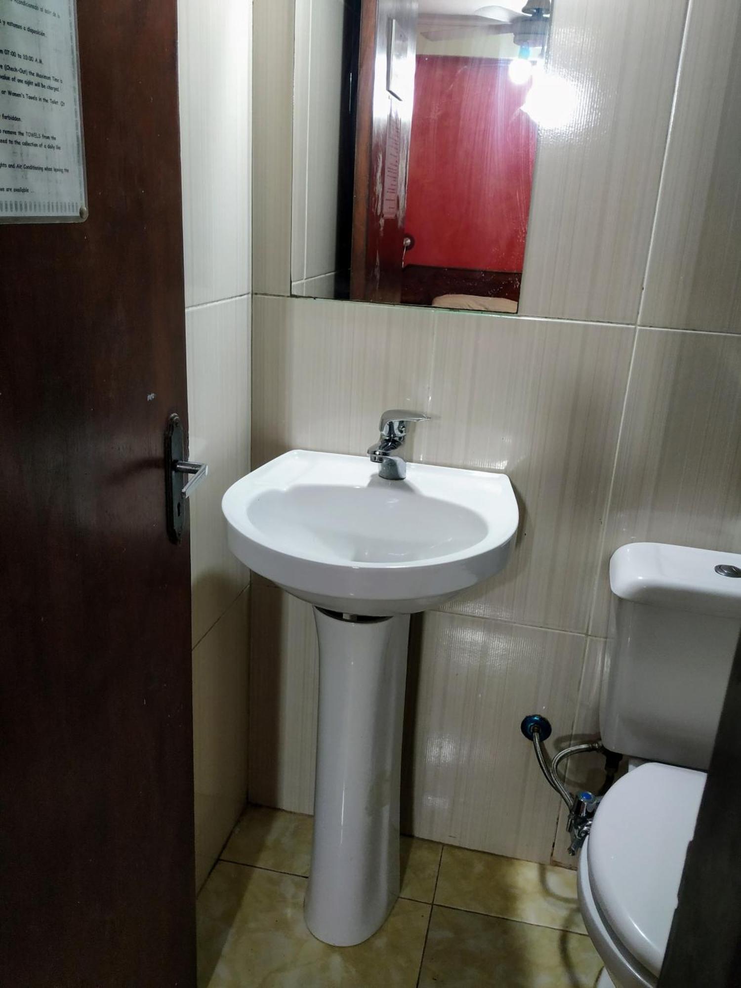 Hostel & Posada Noelia 푸에르토이과수 외부 사진